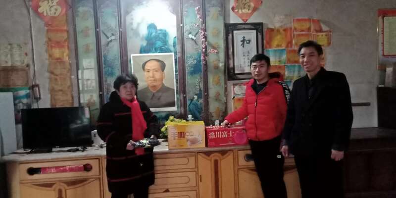 3.入户慰问桑希安家